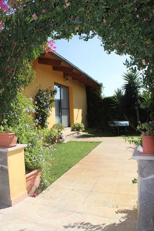 Casa Vacanze Margherita Riola Sardo