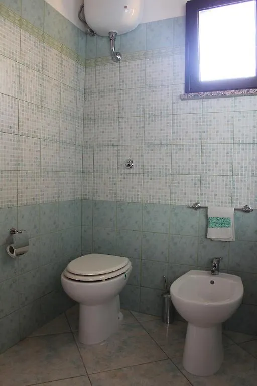 Casa Vacanze Margherita Riola Sardo 0*,  Italia